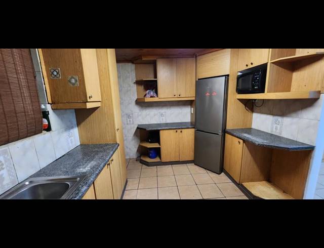 4 BEDROOM HOUSE FOR SALE IN MITCHELLS PLAIN CENTRAL